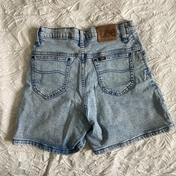 Lee High Rise A-Line Shorts - Picture 2 of 3